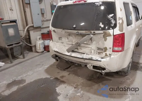 2012 Honda Pilot Touring z USA, uszkodzony, nr VIN 5FNYF4H94CB019667